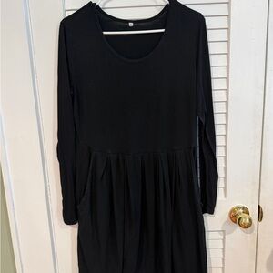 Black Long Sleeve Midi Dress with Pockets, Empire Waist - Size Large
